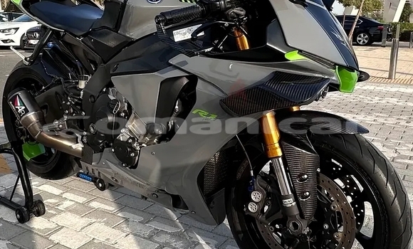 Buy Used Yamaha R1 Beige Bike in Muscat in Masqat
