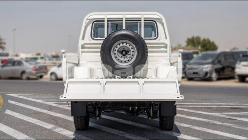 Big with watermark toyota land cruiser masqat muscat 7743