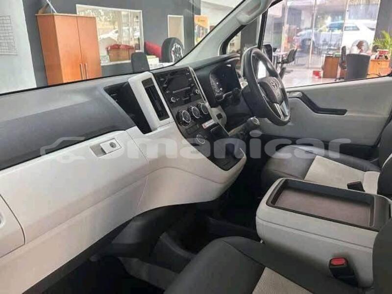 Big with watermark toyota hiace masqat muscat 7748