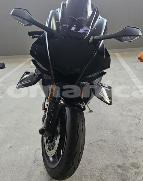 Big with watermark yamaha r1 masqat muscat 7754