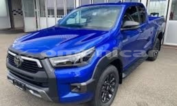 Buy Used Toyota Hilux White Car in Muscat in Masqat Buy Used Toyota Hilux White Car in Muscat in Masqat