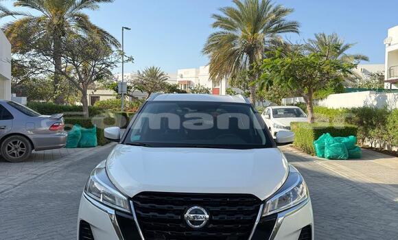 Buy Used Nissan Kix White Car in as–Sib in Masqat Buy Used Nissan Kix White Car in as–Sib in Masqat