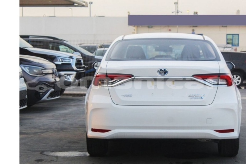 Big with watermark toyota corolla masqat muscat 7762