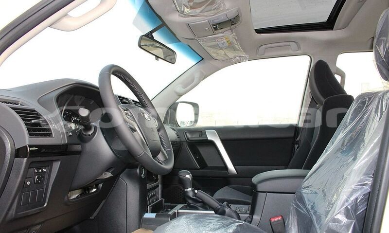 Big with watermark toyota land cruiser prado masqat muscat 7763