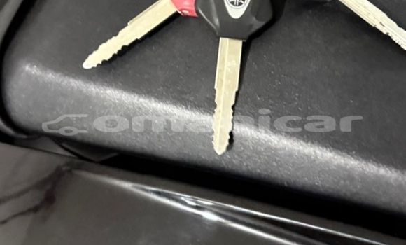 Buy Used Yamaha YZF Black Bike in Muscat in Masqat Buy Used Yamaha YZF Black Bike in Muscat in Masqat