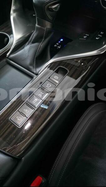 Big with watermark lexus lx masqat muscat 7767