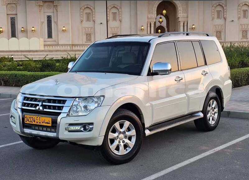 Big with watermark mitsubishi pajero al batinah al masna ah 7774
