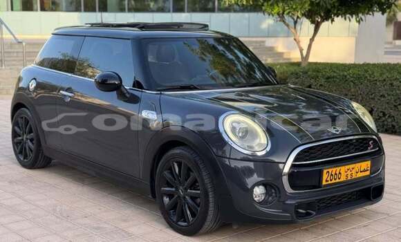 Buy Used Mini Cooper S clubman Black Car in asâSuwayq in al-Batinah Buy Used Mini Cooper S clubman Black Car in asâSuwayq in al-Batinah