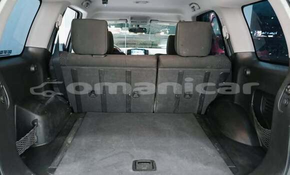 Buy Used Nissan Xterra Red Car in ar–Rustaq in al-Batinah Buy Used Nissan Xterra Red Car in ar–Rustaq in al-Batinah