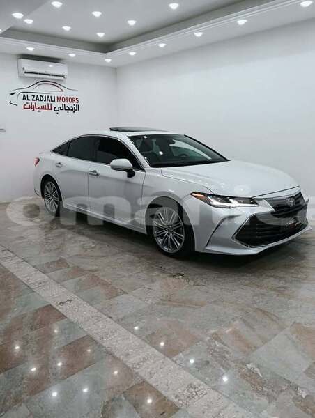 Big with watermark toyota avalon al batinah ar rustaq 7784