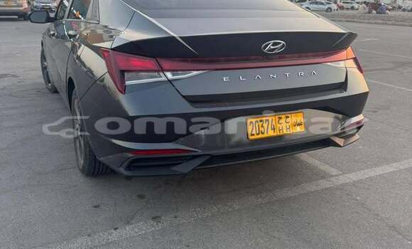Buy Used Hyundai Elantra Black Car in as–Sib in Masqat
