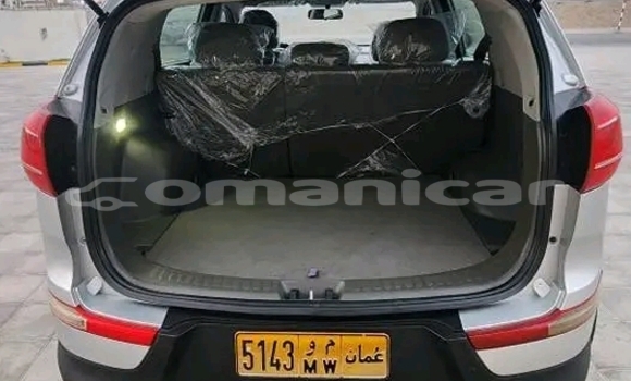 Buy Used Kia Sportage White Car in as–Sib in Masqat Buy Used Kia Sportage White Car in as–Sib in Masqat