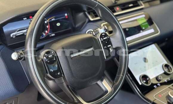 Buy Used Land Rover Range Rover Velar White Car in Al khuwair in al-Batinah Buy Used Land Rover Range Rover Velar White Car in Al khuwair in al-Batinah