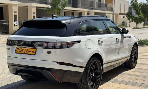 Buy Used Land Rover Range Rover Velar White Car in Al khuwair in al-Batinah Buy Used Land Rover Range Rover Velar White Car in Al khuwair in al-Batinah