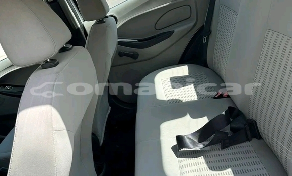 Buy Used Ford Fiesta White Car in Bahla' in ad-Dakhiliyah Buy Used Ford Fiesta White Car in Bahla' in ad-Dakhiliyah