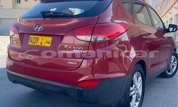 Buy Used Hyundai Tucson Red Car in Bahla' in ad-Dakhiliyah Buy Used Hyundai Tucson Red Car in Bahla' in ad-Dakhiliyah
