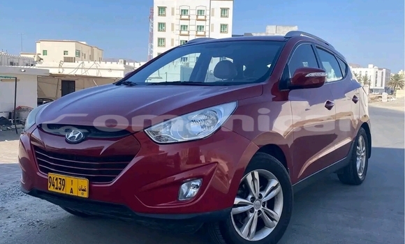 Buy Used Hyundai Tucson Red Car in Bahla' in ad-Dakhiliyah Buy Used Hyundai Tucson Red Car in Bahla' in ad-Dakhiliyah