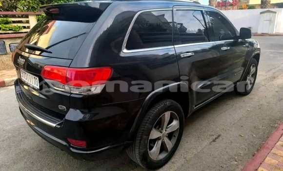 Buy Used Jeep Compass Black Car in Barkah in al-Batinah Buy Used Jeep Compass Black Car in Barkah in al-Batinah