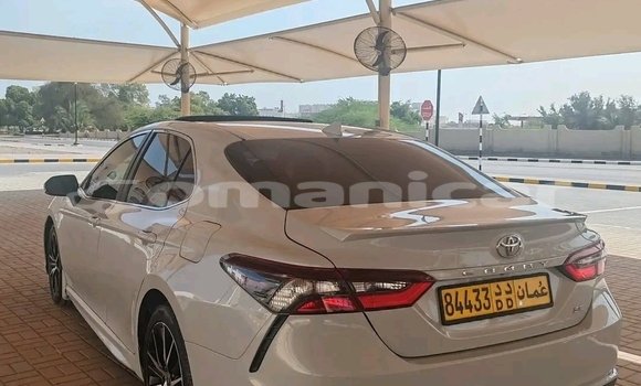 Buy Used Toyota Camry White Car in Bahla' in ad-Dakhiliyah Buy Used Toyota Camry White Car in Bahla' in ad-Dakhiliyah