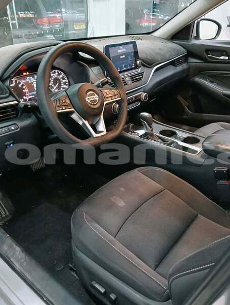 Big with watermark nissan altima al batinah ar rustaq 7841