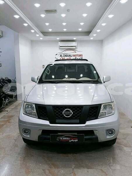Big with watermark nissan frontier masqat azaiba 7842