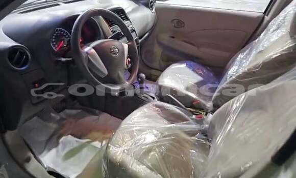 Buy Used Nissan Sunny White Car in Al khuwair in al-Batinah Buy Used Nissan Sunny White Car in Al khuwair in al-Batinah