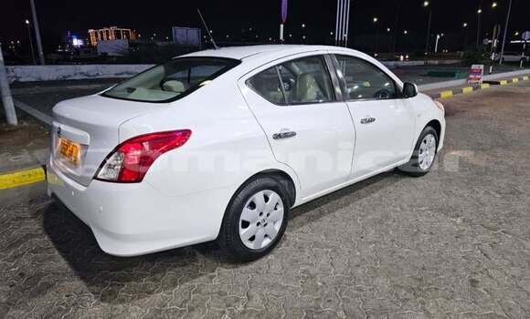 Buy Used Nissan Sunny White Car in Al khuwair in al-Batinah Buy Used Nissan Sunny White Car in Al khuwair in al-Batinah