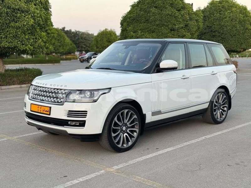 Big with watermark land rover range rover vogue al batinah ar rustaq 7849