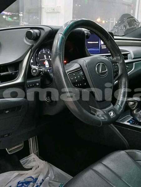 Big with watermark lexus es al batinah al khaburah 7850