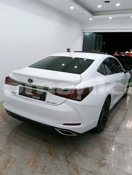 Big with watermark lexus es al batinah al khaburah 7850