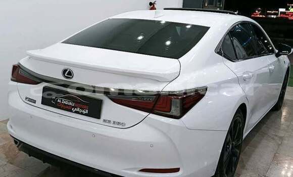Buy Used Lexus ES White Car in al–Khaburah in al-Batinah Buy Used Lexus ES White Car in al–Khaburah in al-Batinah