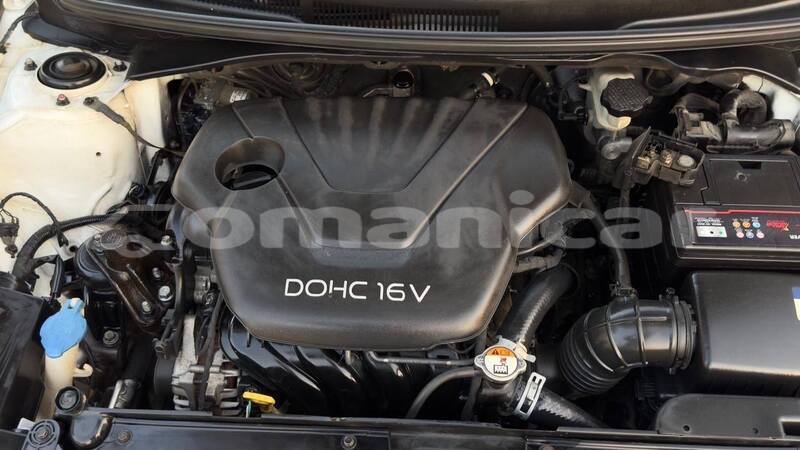 Big with watermark hyundai veloster al batinah al khaburah 7853