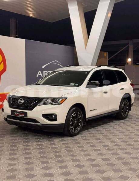 Big with watermark nissan pathfinder al batinah al khaburah 7855