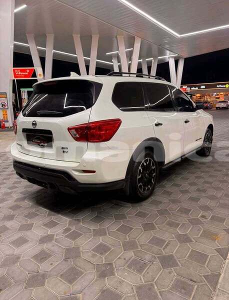 Big with watermark nissan pathfinder al batinah al khaburah 7855