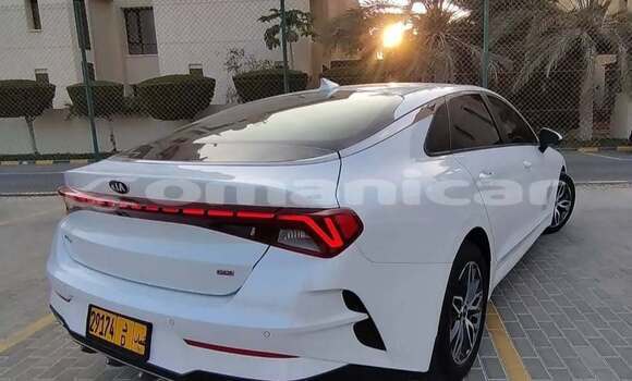 Buy Used Kia K5 White Car in as–Sib in Masqat Buy Used Kia K5 White Car in as–Sib in Masqat