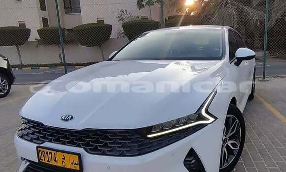 Buy Used Kia K5 White Car in as–Sib in Masqat Buy Used Kia K5 White Car in as–Sib in Masqat