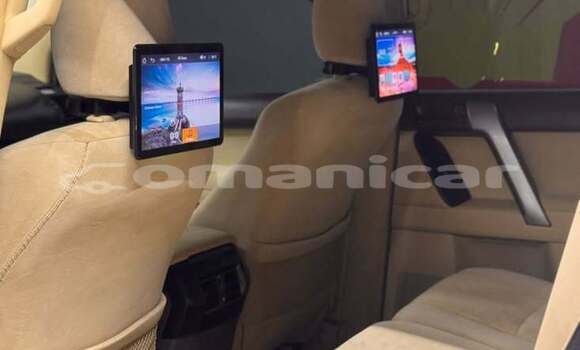 Buy Used Toyota Prado White Car in alâKhaburah in al-Batinah Buy Used Toyota Prado White Car in alâKhaburah in al-Batinah