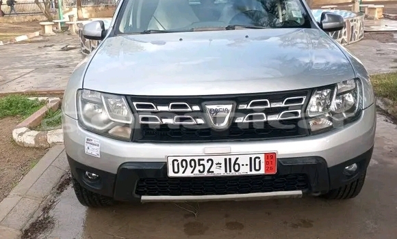Buy Used Dacia Duster White Car in Azaiba in Masqat Buy Used Dacia Duster White Car in Azaiba in Masqat