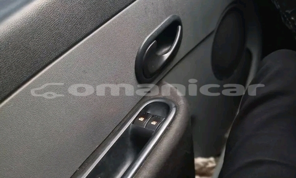 Buy Used Renault Clio Black Car in Bahla' in ad-Dakhiliyah Buy Used Renault Clio Black Car in Bahla' in ad-Dakhiliyah