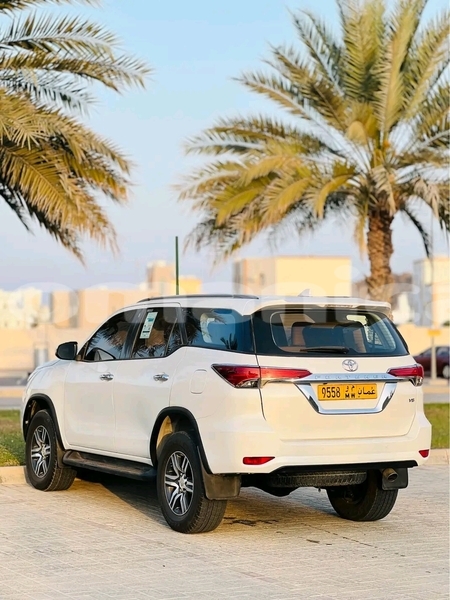 Big with watermark toyota fortuner ad dakhiliyah bahla 7871