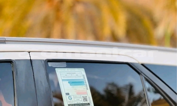 Buy Used Toyota Fortuner White Car in Bahla' in ad-Dakhiliyah Buy Used Toyota Fortuner White Car in Bahla' in ad-Dakhiliyah