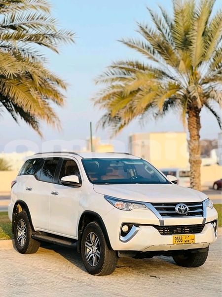 Big with watermark toyota fortuner ad dakhiliyah bahla 7871