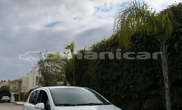 Buy Used Mazda Scrum White Car in Azaiba in Masqat Buy Used Mazda Scrum White Car in Azaiba in Masqat