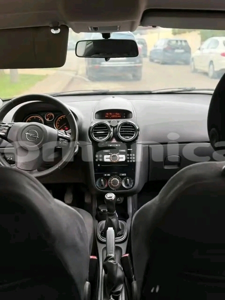 Big with watermark toyota corolla masqat azaiba 7875