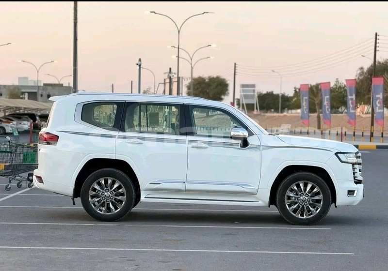 Big with watermark toyota land cruiser ad dakhiliyah bahla 7880