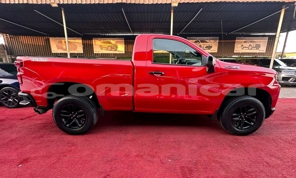 Buy Used Chevrolet Stingray Red Car in Azaiba in Masqat Buy Used Chevrolet Stingray Red Car in Azaiba in Masqat