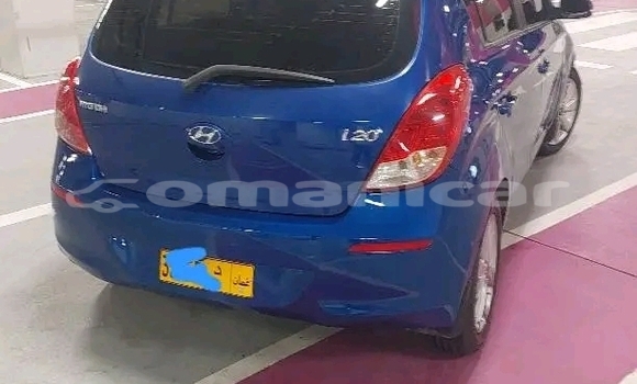 Buy Used Hyundai Marcia Blue Car in Bahla' in ad-Dakhiliyah Buy Used Hyundai Marcia Blue Car in Bahla' in ad-Dakhiliyah