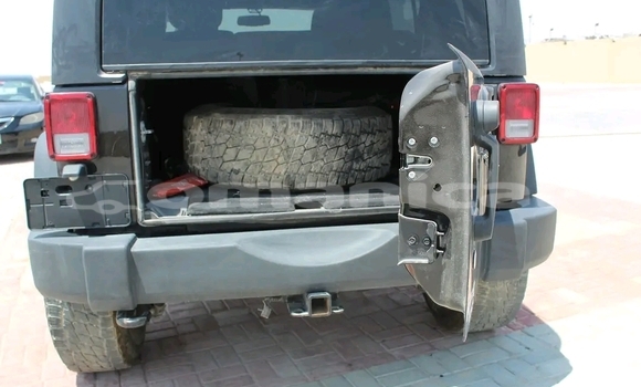 Buy Used Jeep Wrangler Black Car in Ibra in ash-Sharqiyah Buy Used Jeep Wrangler Black Car in Ibra in ash-Sharqiyah