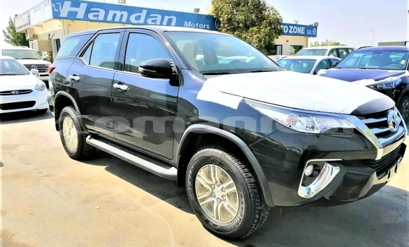 Buy Used Toyota Fortuner Black Car in Bahla' in ad-Dakhiliyah Buy Used Toyota Fortuner Black Car in Bahla' in ad-Dakhiliyah