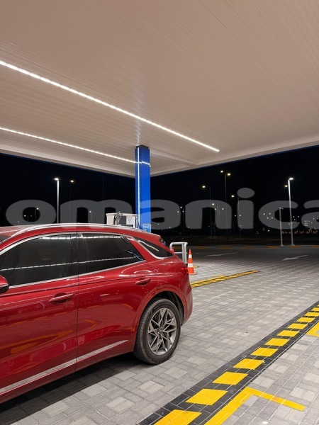 Big with watermark genesis g70 masqat muscat 7901